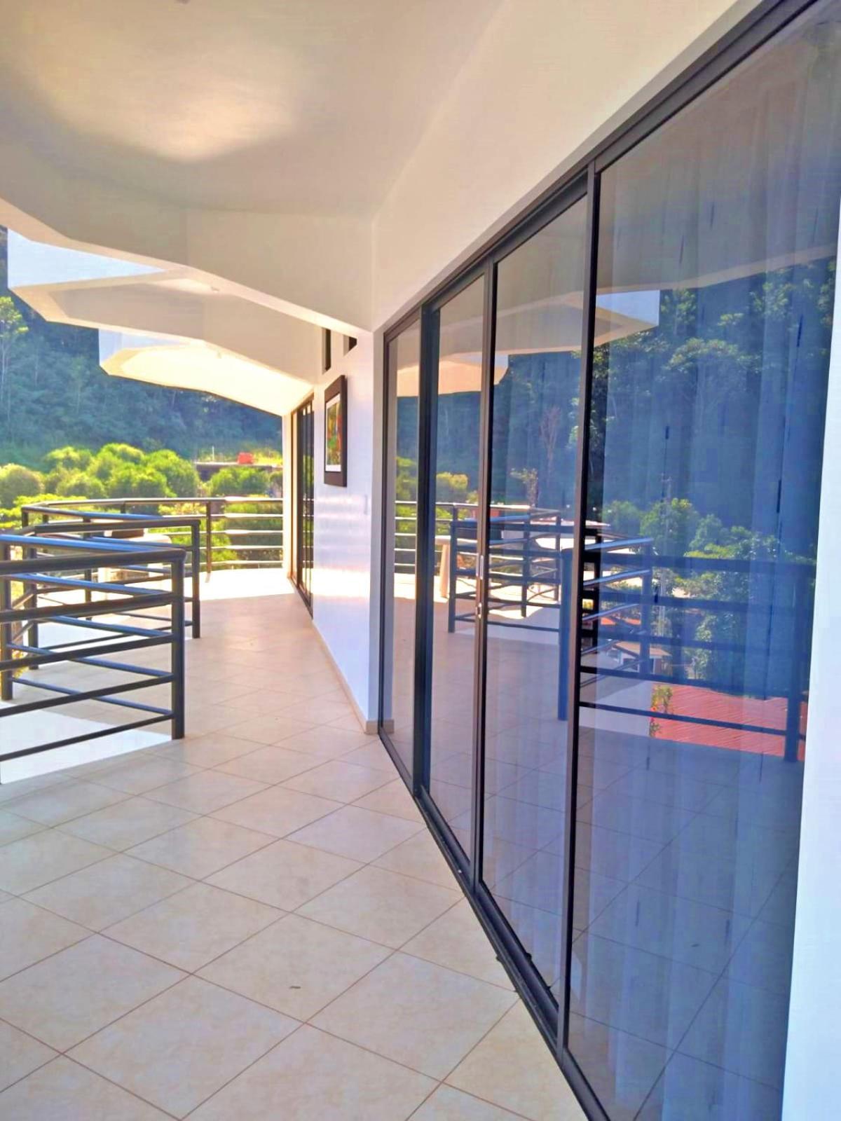 Hotel El Tirol San Ramón Exterior foto